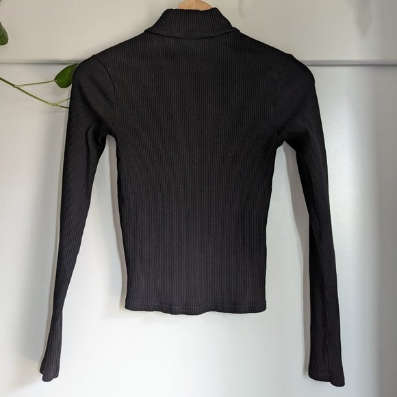 Frank & Oak Black long sleeve button top - Picture 2 of 3